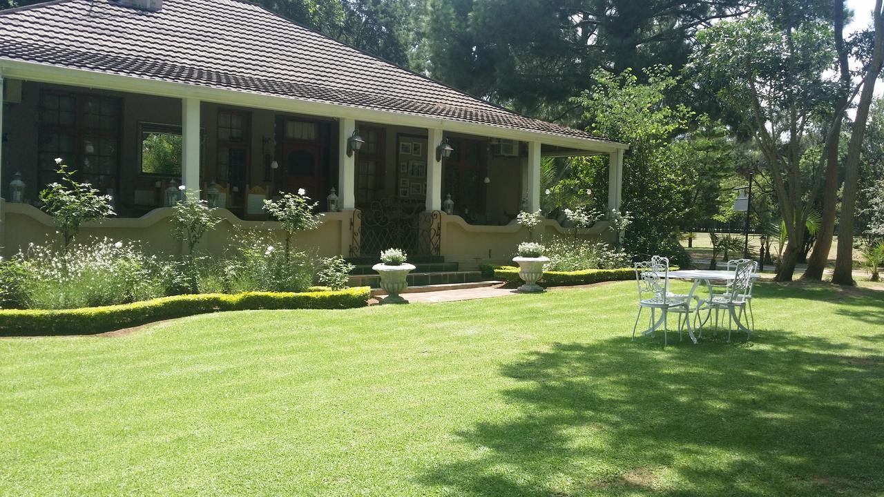 Farmhouse Lodge Newcastle Exterior photo