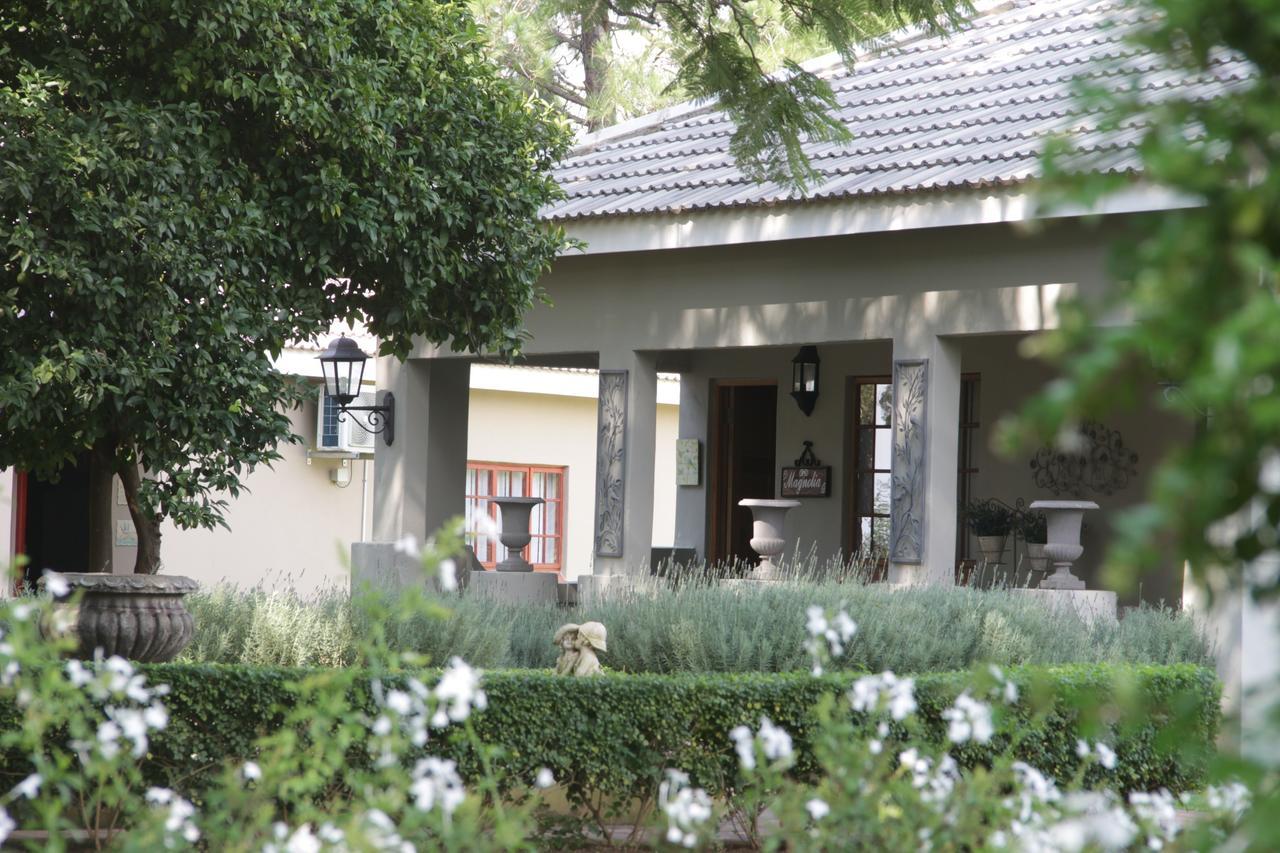 Farmhouse Lodge Newcastle Exterior photo